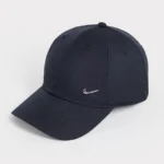 Nike - Casquette avec logo virgule métallique - Noir